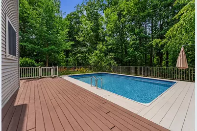 36 Windsor Boulevard, Londonderry, NH 03053 - Photo 3