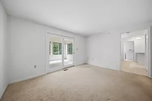 15 Rainbow Dr, Londonderry, NH 03053 - Photo 11
