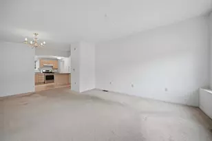 15 Rainbow Dr, Londonderry, NH 03053 - Photo 13