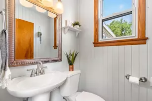 83 Violet St, Manchester, NH 03102 - Photo 19