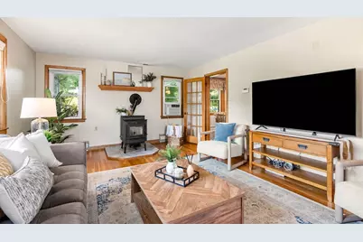83 Violet Street, Manchester, NH 03102 - Photo 5