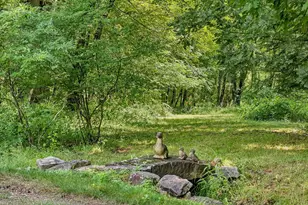 16 Williamsburg Dr, Amherst, NH 03031 - Photo 5