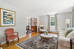 16 Williamsburg Dr, Amherst, NH 03031 - Photo 7