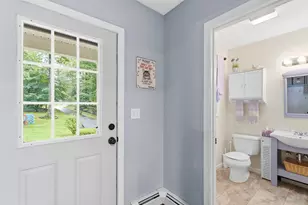8 Tyler Dr, Londonderry, NH 03053 - Photo 19