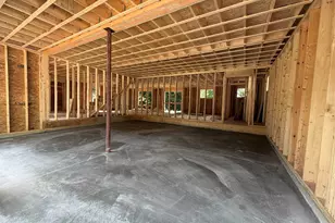 38 Bell St, Nashua, NH 03064 - Photo 7