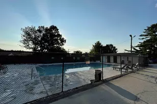 124 Mammoth Rd, Hooksett, NH 03106 - Photo 5