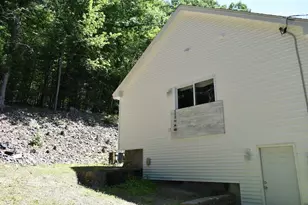 171 N Amherst Rd, Bedford, NH 03110 - Photo 47