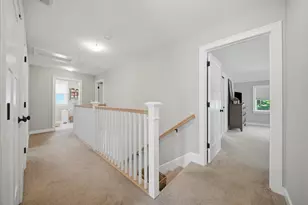 37 Clover Ln, Londonderry, NH 03053 - Photo 19
