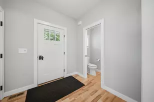 37 Clover Ln, Londonderry, NH 03053 - Photo 15