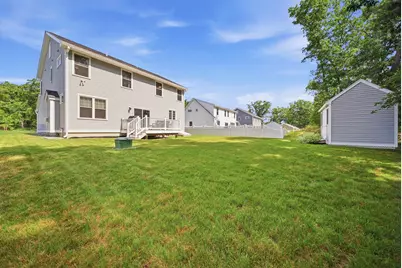 37 Clover Lane, Londonderry, NH 03053 - Photo 43