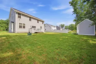37 Clover Ln, Londonderry, NH 03053 - Photo 43