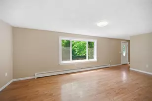 95 Whittier Dr, Fremont, NH 03044 - Photo 11