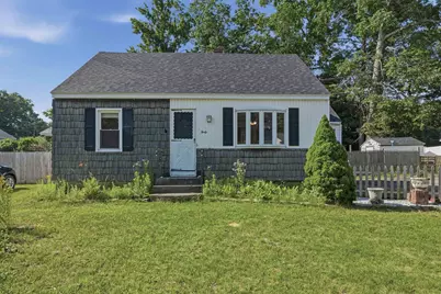 40 Theresa Court, Manchester, NH 03103 - Photo 1