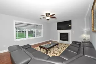 79 New Boston Rd, Bedford, NH 03110 - Photo 47