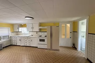 36 Jefferson St, Laconia, NH 03246 - Photo 3