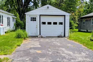 57 Brooklyn St, Northumberland, NH 03582 - Photo 3