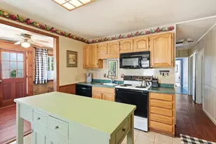 194 Melrose St, Manchester, NH 03109 - Photo 9