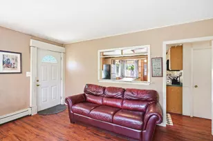 194 Melrose St, Manchester, NH 03109 - Photo 3