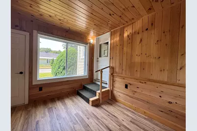 4 Wayne Avenue, Claremont, NH 03743 - Photo 3
