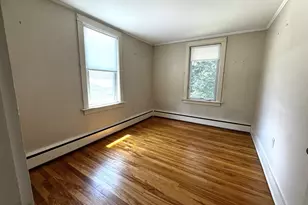 4 Wayne Ave, Claremont, NH 03743 - Photo 19