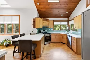 2 Corson Ln, Durham, NH 03824 - Photo 21
