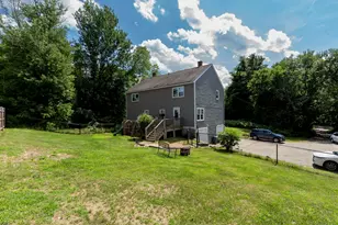 6 Frost Rd, Derry, NH 03038 - Photo 5
