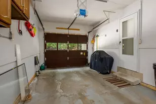 26 Pleasant St, Lebanon, NH 03784 - Photo 29