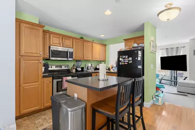 195 Silver Street #15, Manchester, NH 03103 - Photo 13
