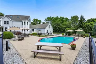 7 King James Dr, Londonderry, NH 03053 - Photo 57
