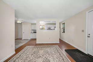 614 Elmwood Dr, Hudson, NH 03051 - Photo 5