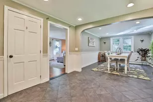 24 Beaver Brook Cir, Amherst, NH 03031 - Photo 17