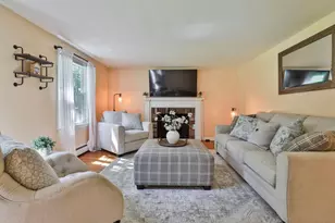24 Beaver Brook Cir, Amherst, NH 03031 - Photo 21