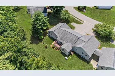 30 Rainbow Drive, Londonderry, NH 03053 - Photo 3