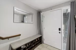 1465 Hooksett Rd, Hooksett, NH 03106 - Photo 5
