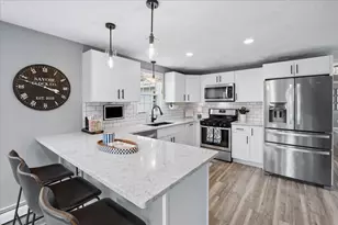 4 Sprucewood Ave, Nashua, NH 03062 - Photo 11