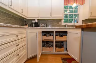 376 N Bend Dr, Manchester, NH 03104 - Photo 11