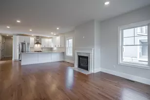 12 Wilderness Dr, Nashua, NH 03062 - Photo 3