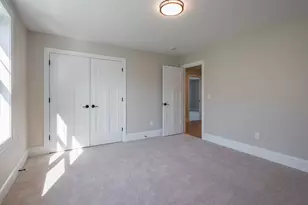 10 Wilderness Dr, Nashua, NH 03062 - Photo 23