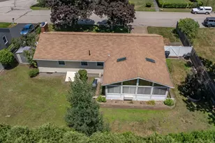 6 Aztec Rd, Nashua, NH 03063 - Photo 3