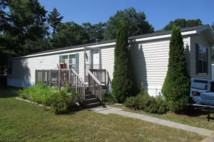 109 Colonial Ave, Somersworth, NH 03878 - Photo 1