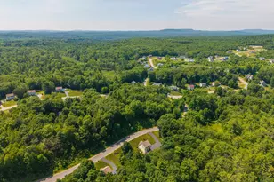 33 Cider St, Epping, NH 03042 - Photo 9