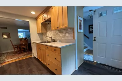 3 Governor Square, Peterborough, NH 03458 - Photo 11