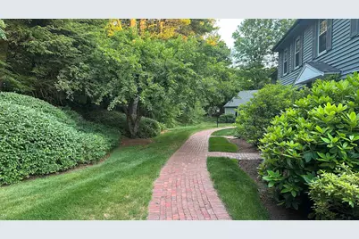 3 Governor Square, Peterborough, NH 03458 - Photo 33