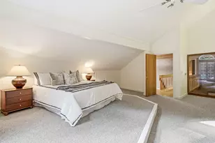 5 Farmington Rd, Amherst, NH 03031 - Photo 35