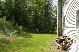 14 Winter St, Northumberland, NH 03582 - Photo 9
