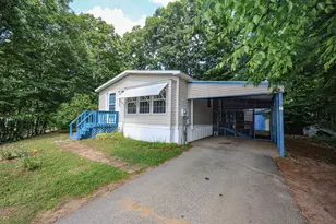 2 Elm Pl, Loudon, NH 03307 - Photo 1