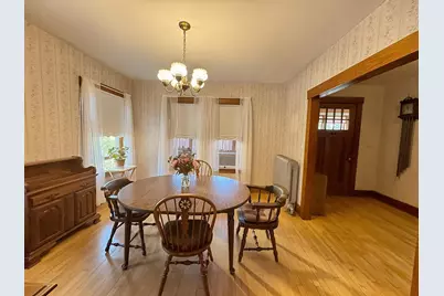 260 Pleasant Street, Claremont, NH 03743 - Photo 11