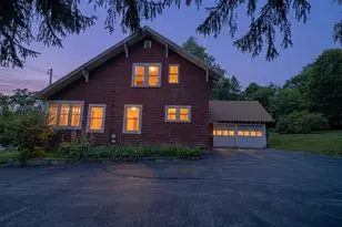 260 Pleasant St, Claremont, NH 03743 - Photo 5