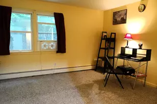 31 Pleasant St, Lebanon, NH 03784 - Photo 21