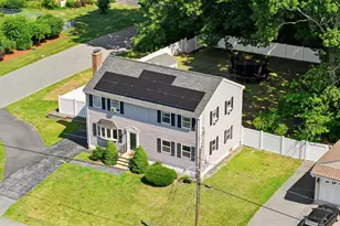 22 Colonial Dr, Salem, NH 03079 - Photo 5
